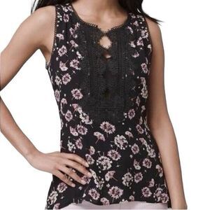 White House Black Market Lace Detail Floral Printed Shell Blouse Lined Size XS